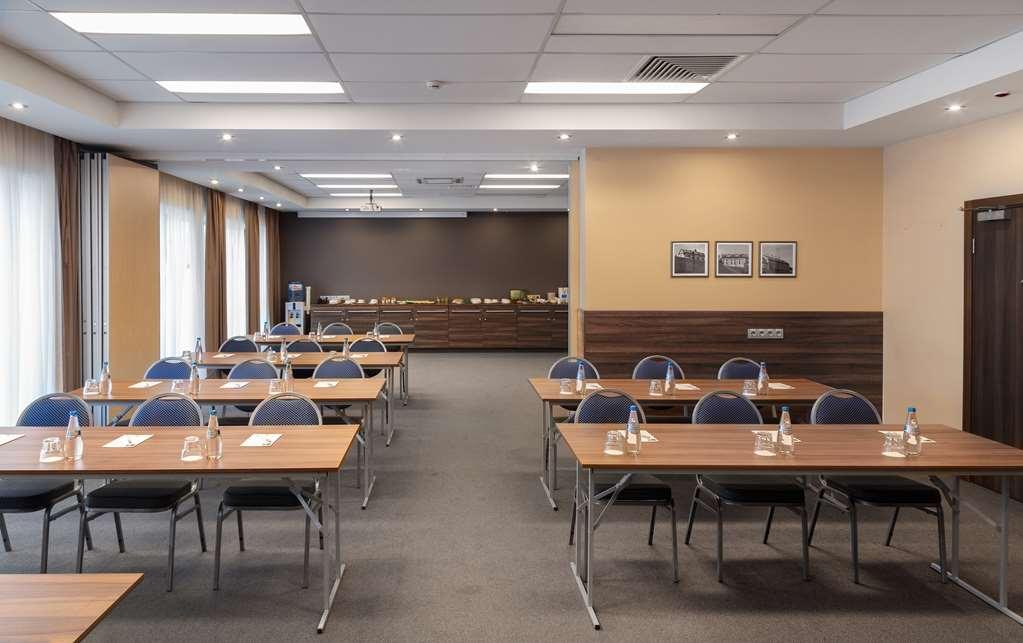 Hampton By Hilton Minsk City Centre Konforlar fotoğraf