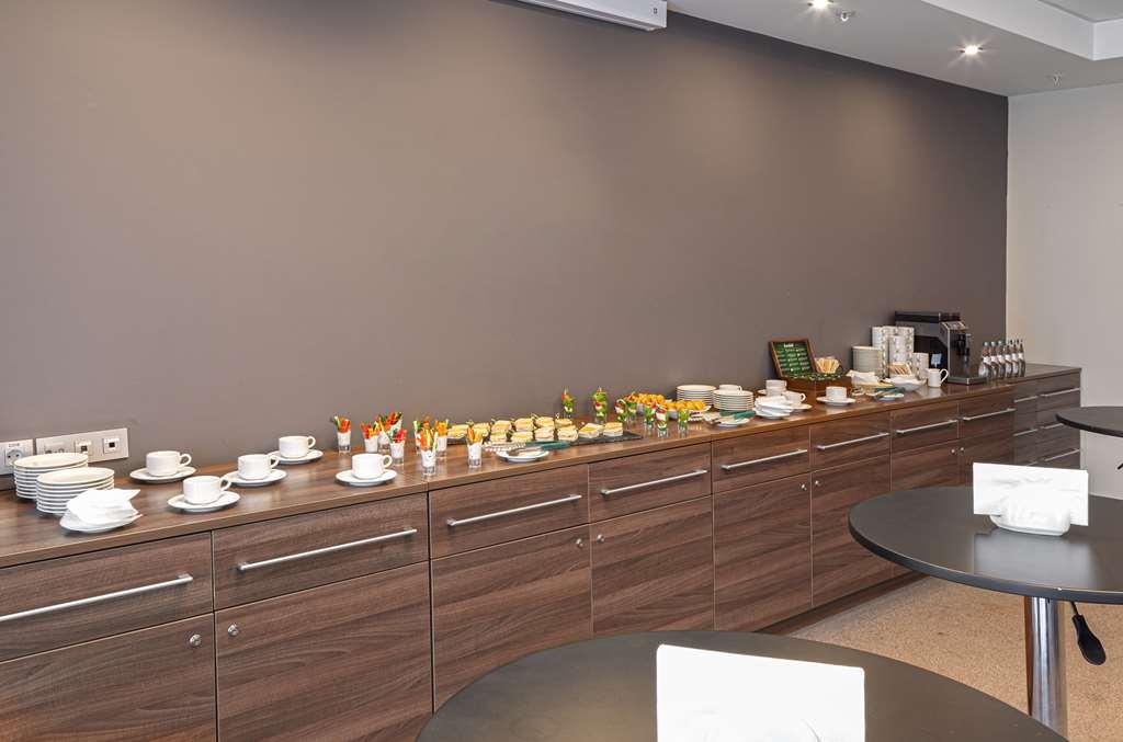 Hampton By Hilton Minsk City Centre Konforlar fotoğraf
