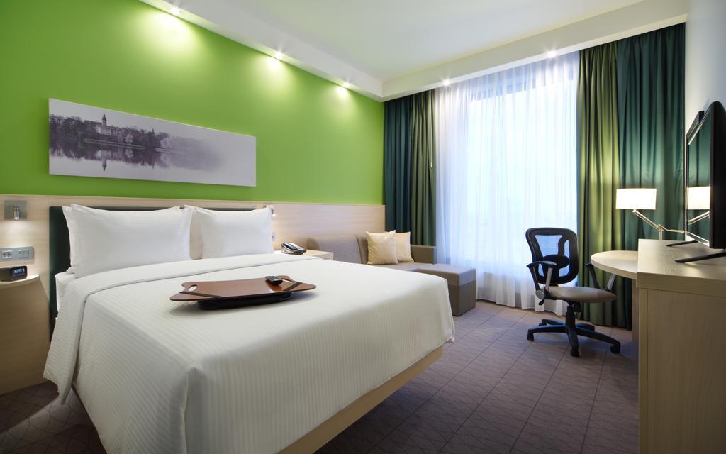 Hampton By Hilton Minsk City Centre Dış mekan fotoğraf