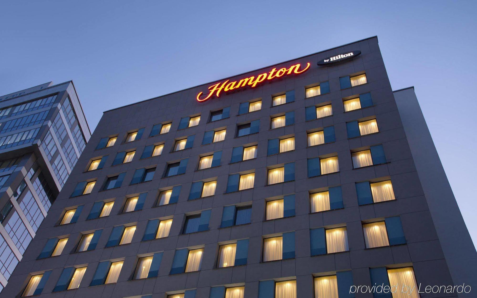 Hampton By Hilton Minsk City Centre Dış mekan fotoğraf
