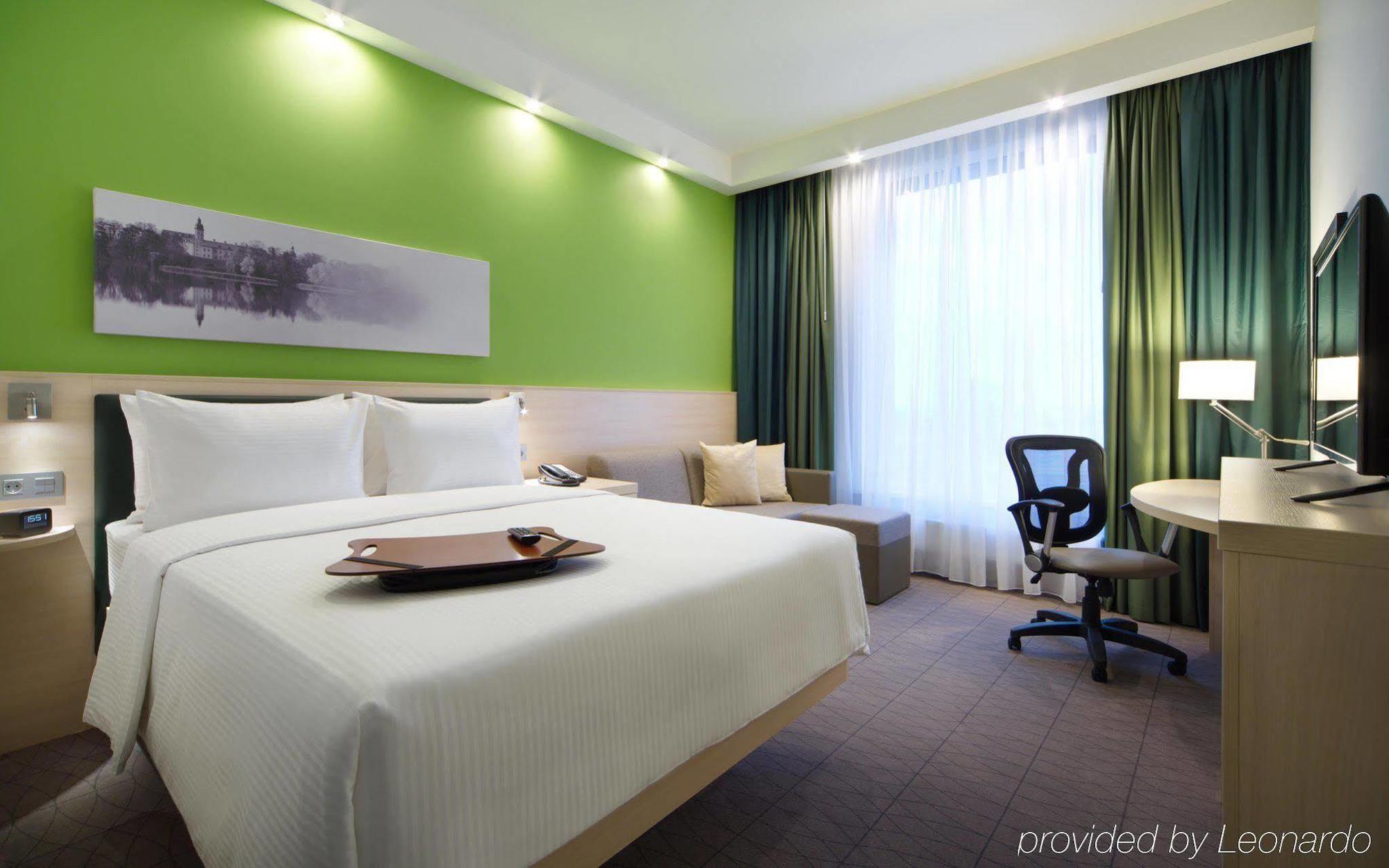Hampton By Hilton Minsk City Centre Dış mekan fotoğraf