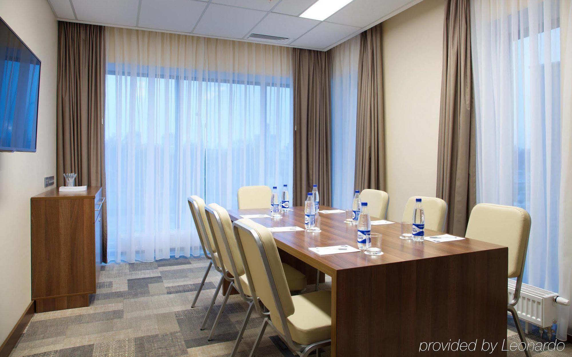 Hampton By Hilton Minsk City Centre Dış mekan fotoğraf