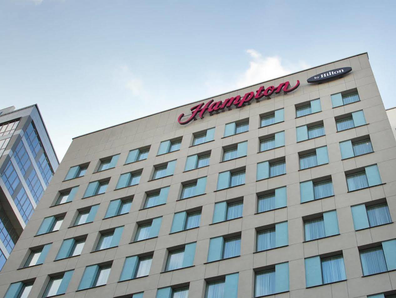 Hampton By Hilton Minsk City Centre Dış mekan fotoğraf