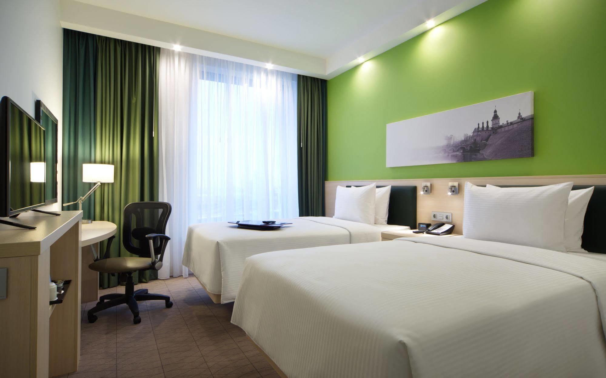 Hampton By Hilton Minsk City Centre Dış mekan fotoğraf